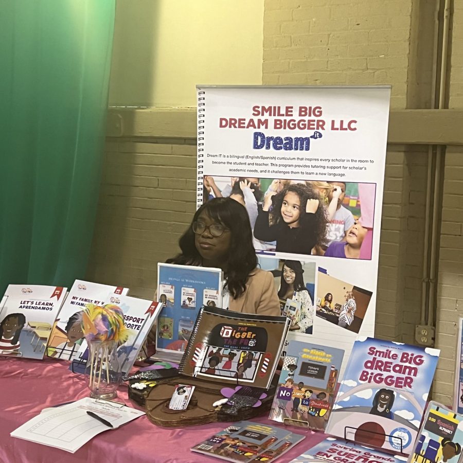 CRC Event Vendor Pic 2 Spanish Books