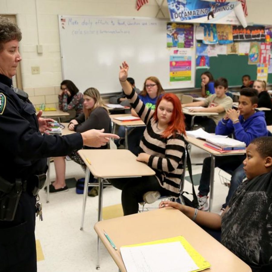 DDN-school-sro160